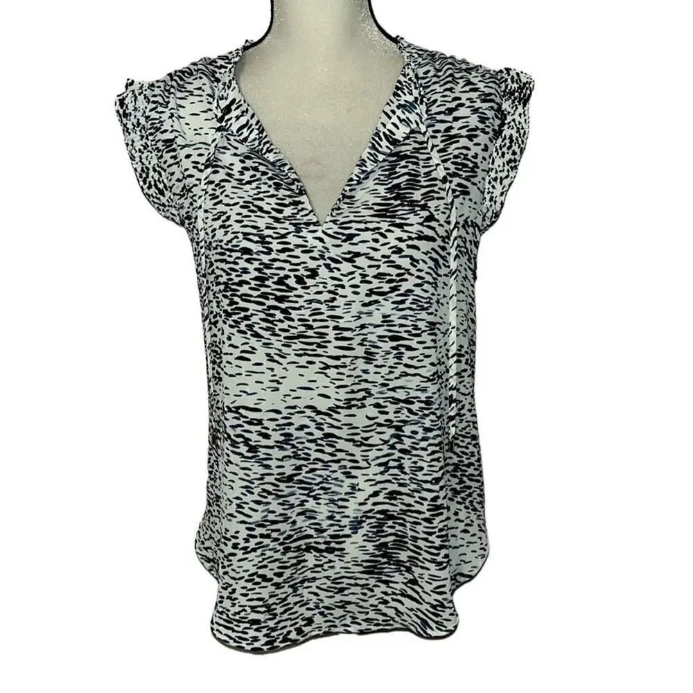 DKNY Pleated V-Neckline Sleeveless Blouse with Neck Tassels Size XL/16